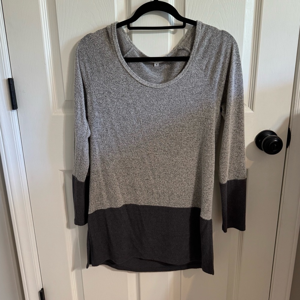 Moa Moa Gray and Black Colorblock Sweater